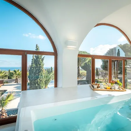 Leon (adults Only) * Vourvoulos