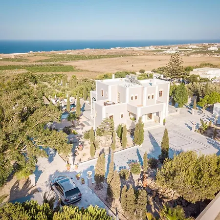 Leon (adults Only) * Vourvoulos