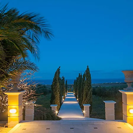 Villa Leon (adults Only)