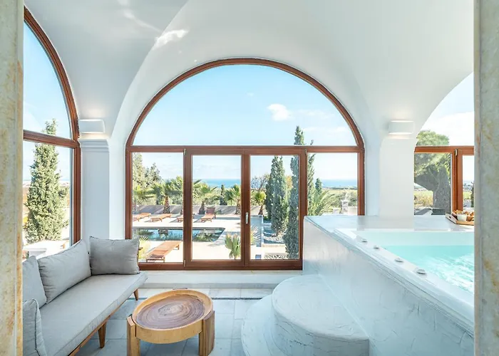 Leon (adults Only) * Vourvoulos