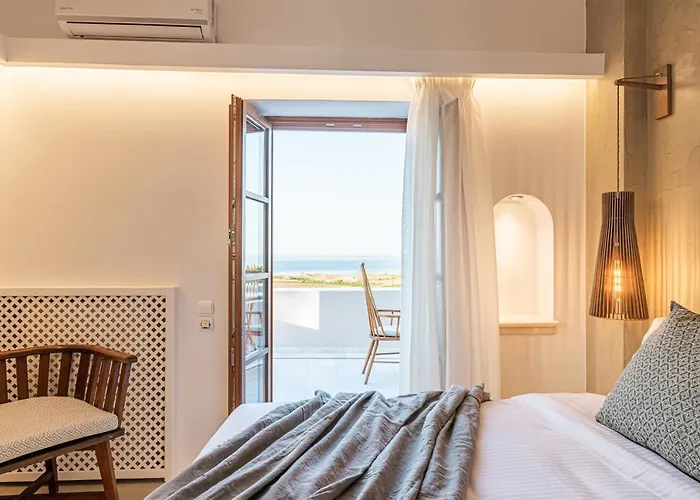 Leon (adults Only) Vourvoulos