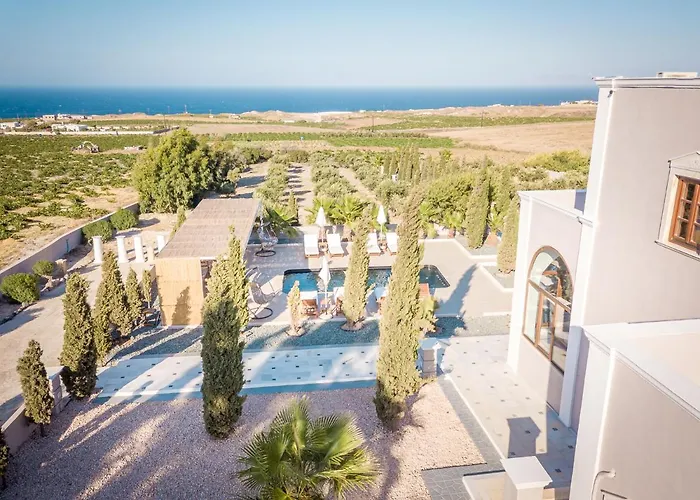 Leon (adults Only) Vourvoulos