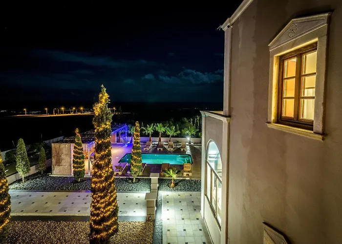 Leon (adults Only) Villa *