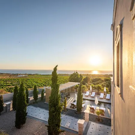 Leon (adults Only) * Vourvoulos