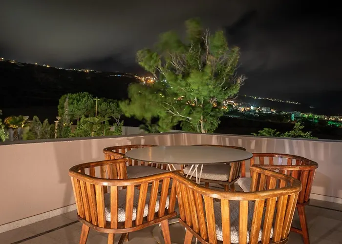 Leon (adults Only) Villa