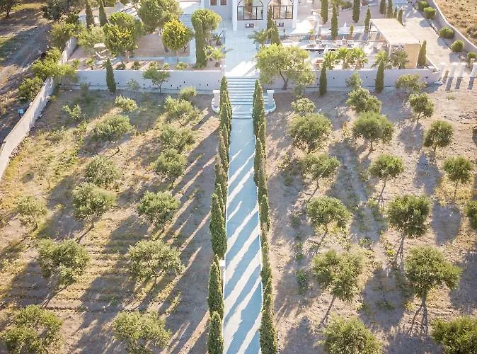 Leon (adults Only) Vourvoulos