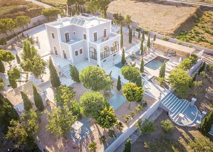 Leon (adults Only) * Vourvoulos